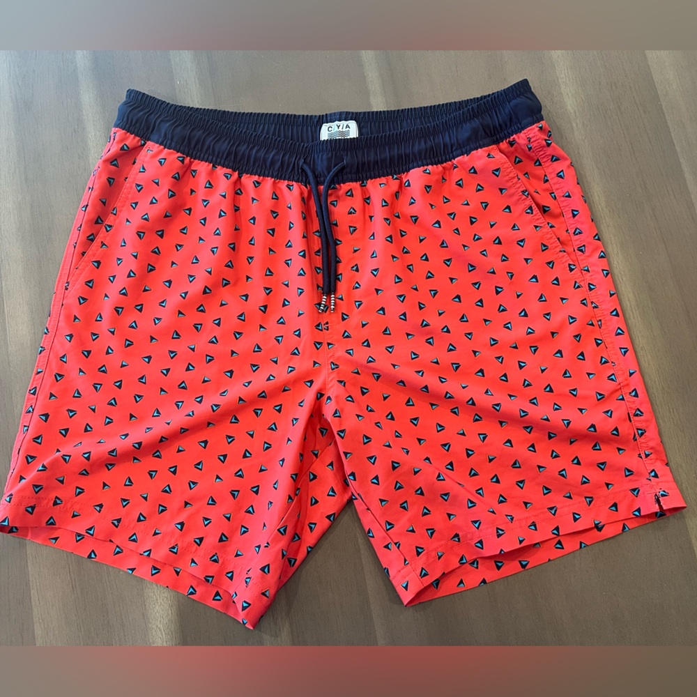 Red and Black Swim Trunks Quick-Drying Mid-Thigh